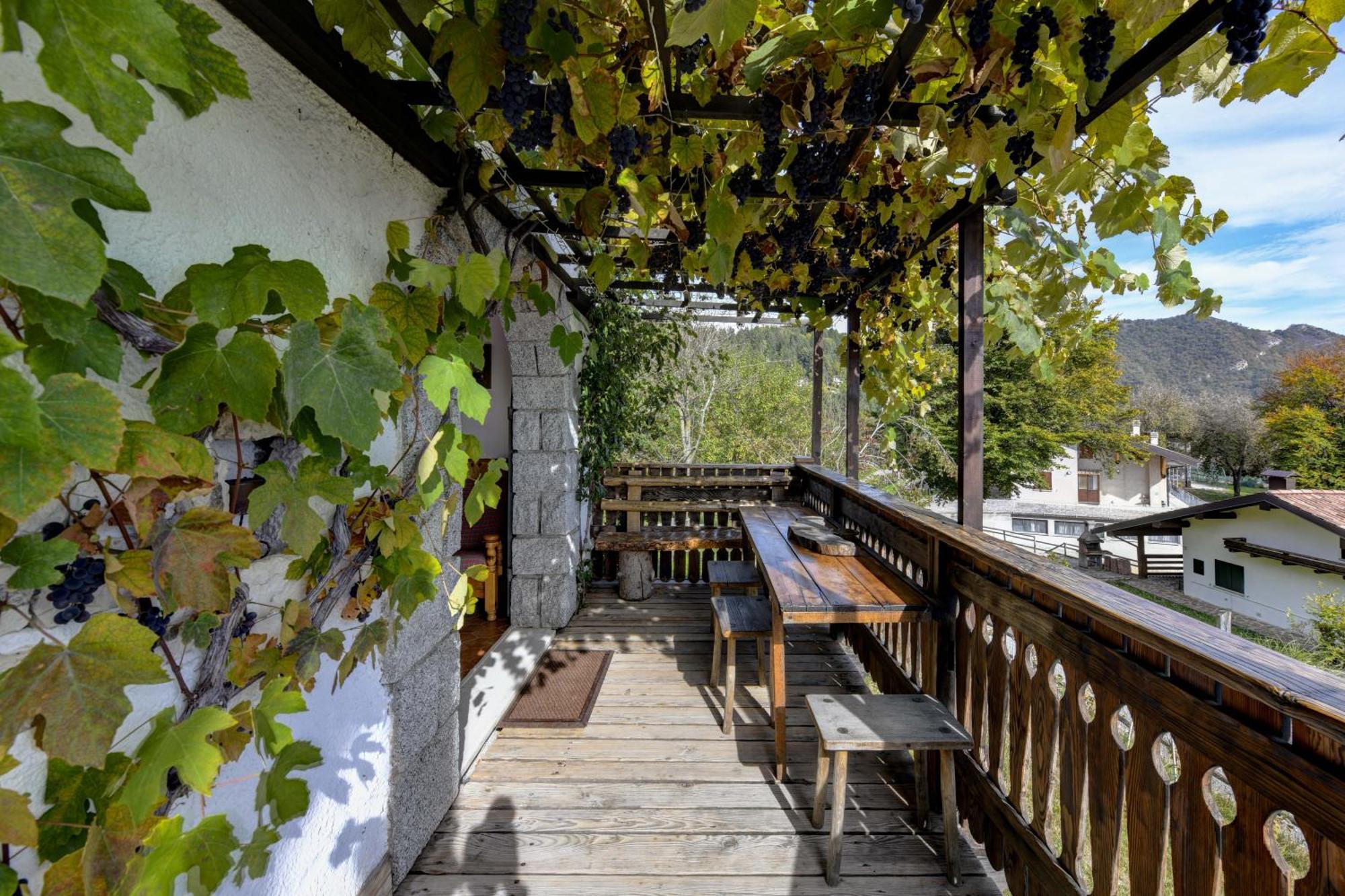 Chalet "Baita Cavacca" Crone Buitenkant foto